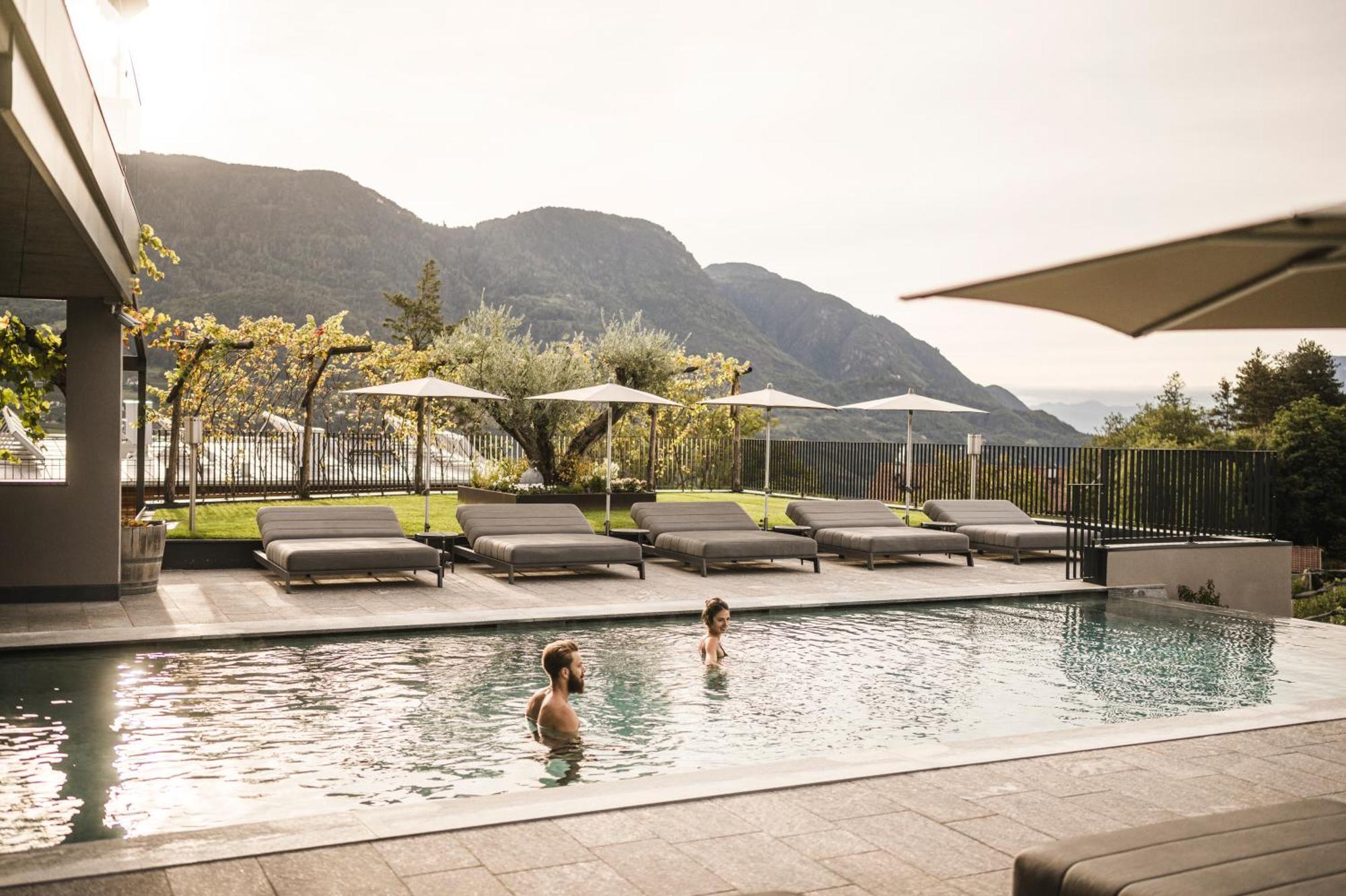 Vinea - Suites Dorf Tirol Exterior foto