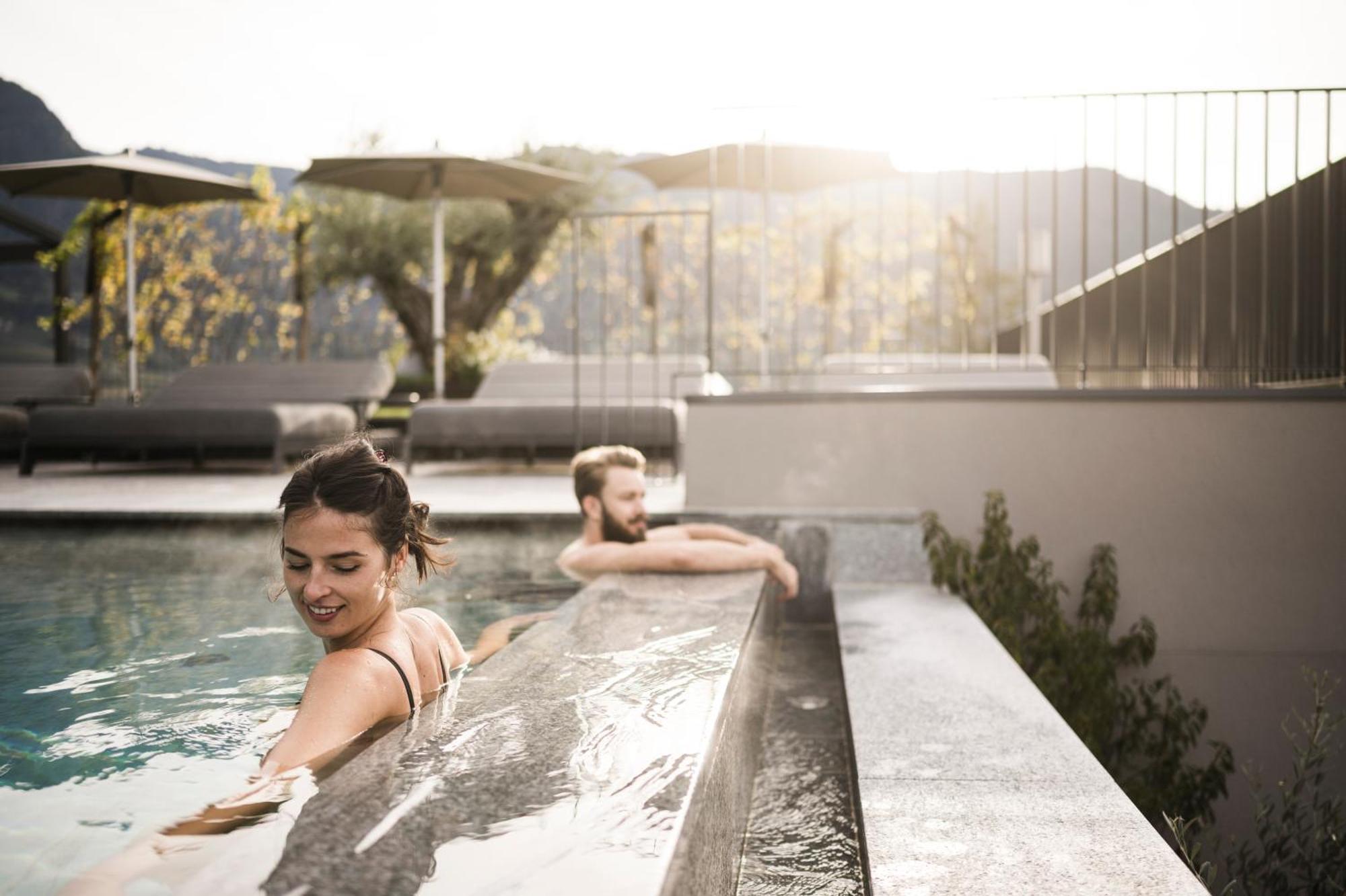 Vinea - Suites Dorf Tirol Exterior foto